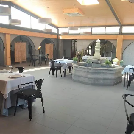 Mas El Cuquello 호텔