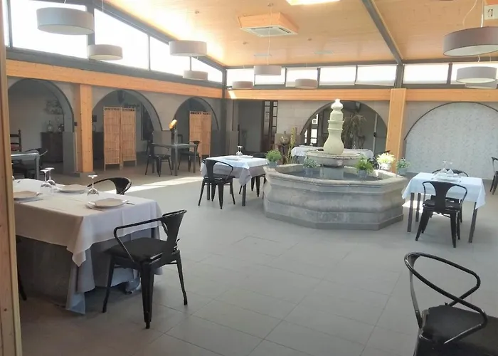 Mas El Cuquello Otel